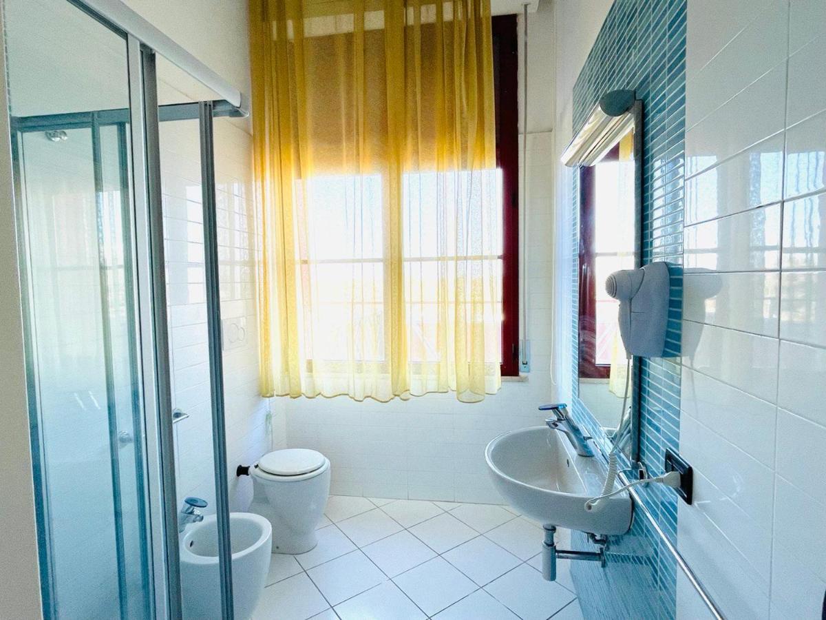 Regina Beach Holiday Apartments Tirrenia Exterior foto
